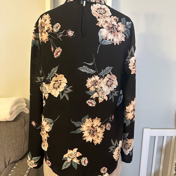 Hippy Rose floral blouse - Picture 6 of 7